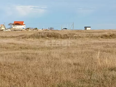 Участок в Крым, Ленинский район, Семисотское с/пос, с. Каменское ул. ...
