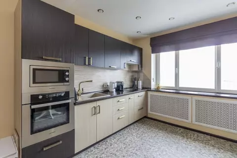 1-к кв. Тюменская область, Тюмень ул. Николая Семенова, 21к1 (43.7 м)