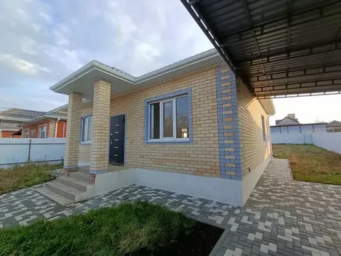 Дом в Краснодарский край, Динской район, с. Красносельское, Молодежный ...