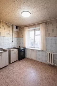 3-к кв. Волгоградская область, Волгоград ул. Академика Богомольца, 11 ...