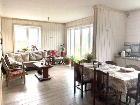 Дом в Калужская область, Калуга Резвань СНТ, 285 (151 м)