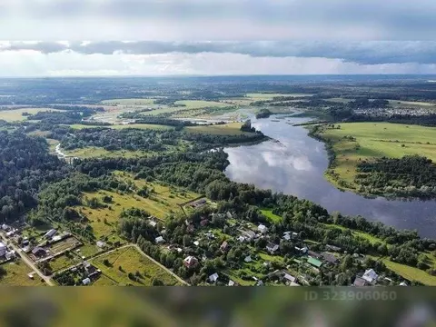 Участок в Московская область, Волоколамский муниципальный округ, д. ...