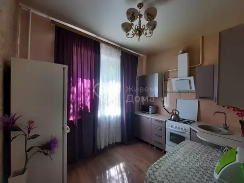 3-к кв. Волгоградская область, Волжский ул. Горького, 36 (75.0 м)