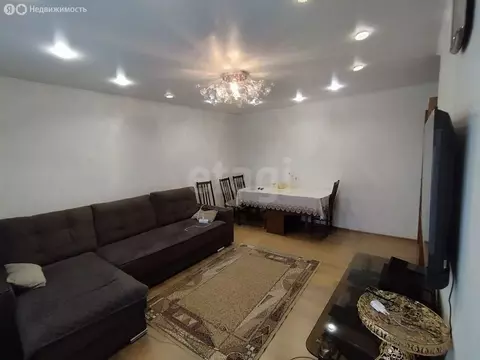 3-комнатная квартира: Челябинск, улица Чайковского, 183 (67 м)