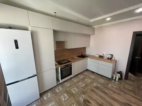 Квартира, 2 комнаты, 81 м