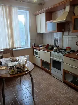 2-к кв. Омская область, Омск бул. Архитекторов, 1/3 (51.6 м)