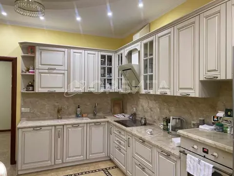 2-к кв. Тюменская область, Тюмень Советская ул., 51 (77.7 м)