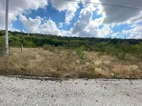 Участок в Крым, Симферопольский район, Трудовское с/пос, с. Денисовка ...