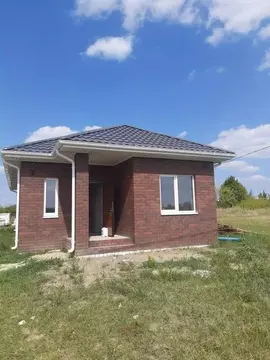 Дом в Воронежская область, Новоусманский район, Отрадненское с/пос, с. ...