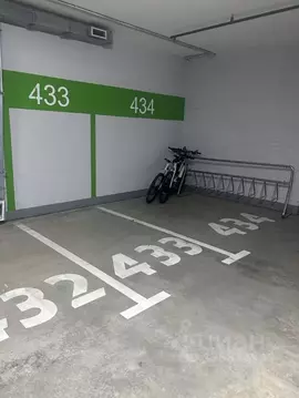 Гараж в Москва ул. Усачева, 11Б (4 м)