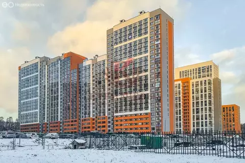 Квартира-студия: Екатеринбург, жилой район Уктус, микрорайон Светлый, ...