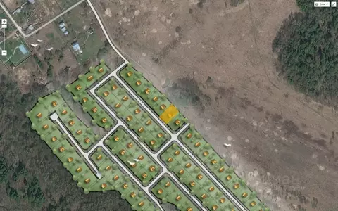 Участок в Московская область, Дмитровский муниципальный округ, д. ...