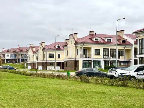 Таунхаус в Москва пос. Марьино, Спорт-Таун жилой комплекс (135 м)