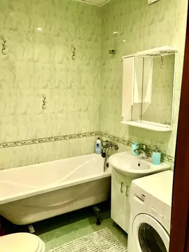 1-к кв. Тюменская область, Тюмень ул. 50 лет ВЛКСМ, 13к1 (50.0 м)