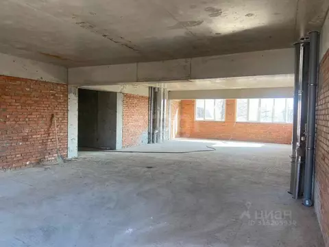 3-к кв. Северная Осетия, Владикавказ ул. Хадарцева, 10А (120.0 м)