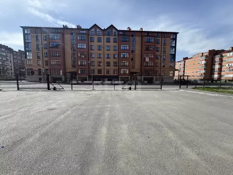 4-к кв. Северная Осетия, Владикавказ ул. Билара Кабалоева, 8А (160.0 ...