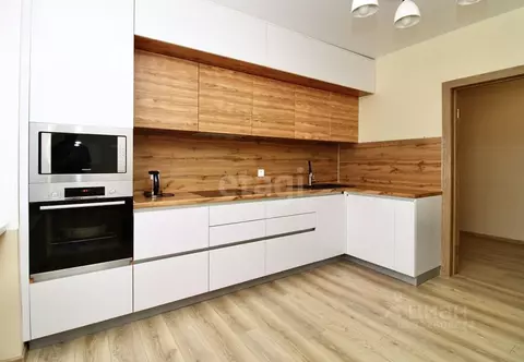 3-к кв. Тюменская область, Тюмень Харьковская ул., 64 (129.5 м)