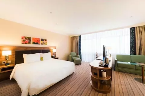 Комната Красноярский край, Красноярск ул. Молокова, 37 (43.0 м)