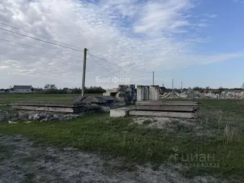 Участок в Крым, Кировский район, с. Яркое Поле ул. Ленина (15.0 сот.)