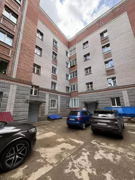 2-к кв. Кировская область, Киров ул. Мира, 36к1 (51.1 м)