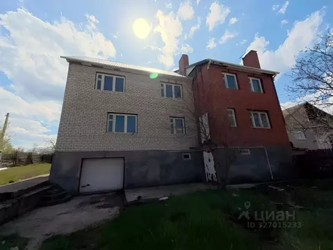 Дом в Волгоградская область, Волгоград ул. 33 Героев (400 м)