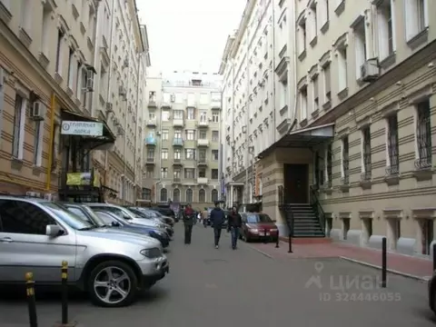 Офис в Москва Тверская ул., 12С7 (19 м)