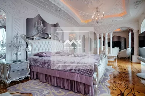 3-к кв. Санкт-Петербург Шпалерная ул., 60 (197.0 м)