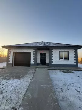 Дом в Хакасия, Усть-Абаканский район, пос. Тепличный ул. Ленина (135 ...