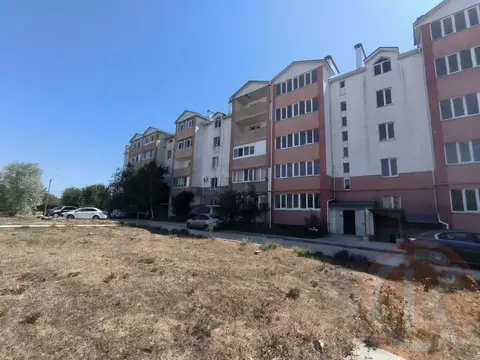 1-к кв. Крым, Сакский район, с. Уютное ул. Кирова, 32 (57.0 м)