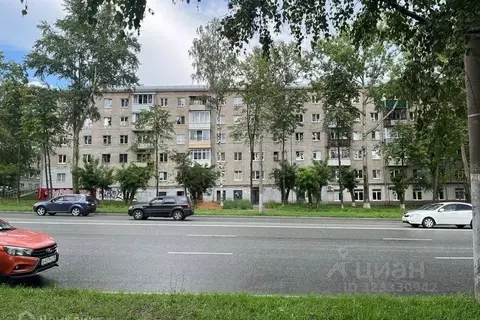 1-к кв. Удмуртия, Ижевск Удмуртская ул., 216 (30.0 м)