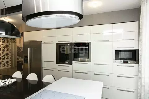 4-к кв. Тюменская область, Тюмень Орловская ул., 52 (183.9 м)