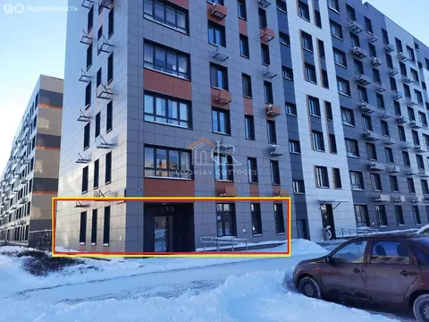 Торговая площадь (121.71 м)