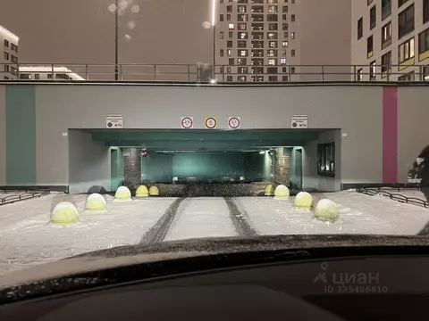 Гараж в Санкт-Петербург ул. Парфеновская, 9к1 (30 м)