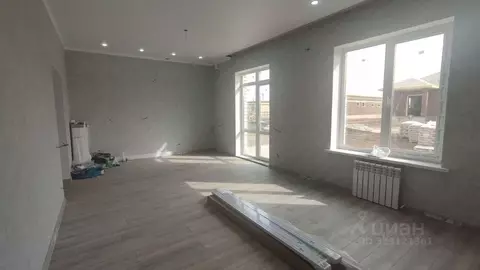 Дом в Оренбургская область, Оренбургский район, с. Благословенка ул. ...