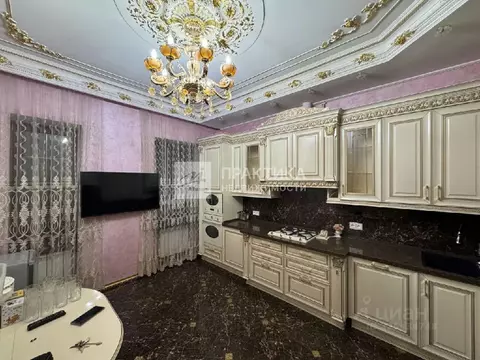 Продается 3-комнатная квартира