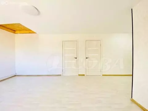 3-комнатная квартира: Тюмень, улица Елизарова, 49 (67 м)