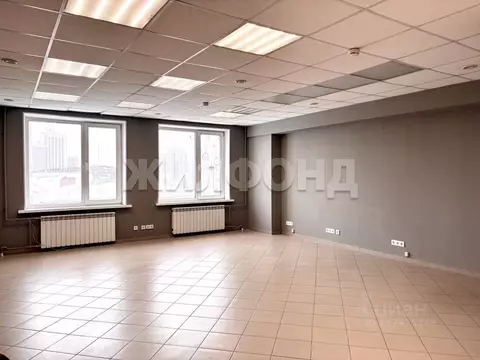 Офис в Новосибирская область, Новосибирск Красный просп., 200 (83 м)