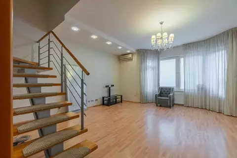 Таунхаус в Санкт-Петербург 1-я Утиная ул., 17к1 (165 м)