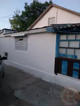 Дом в Крым, Сакский район, с. Суворовское ул. Суворовская, 23 (63 м)