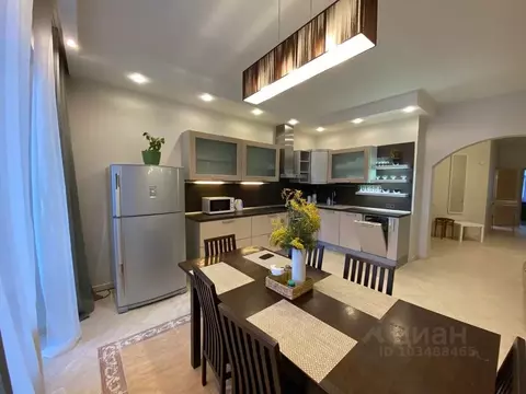 3-к кв. Башкортостан, Уфа ул. Свердлова, 69 (142.0 м)