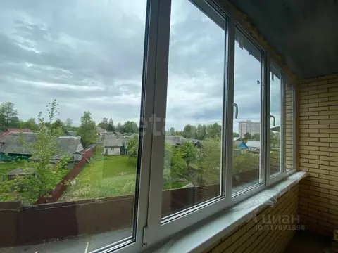 2-к кв. Брянская область, Брянск ул. Чкалова, 3/3 (46.0 м)