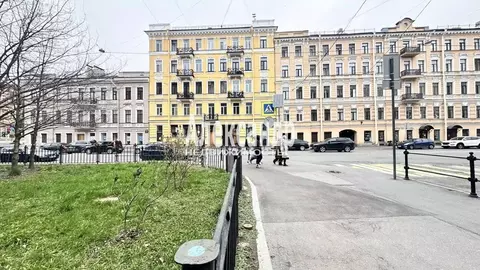 Студия Санкт-Петербург Греческий просп., 17 (136.0 м)