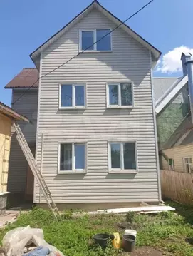 Дом в Московская область, Пушкино Зеленый Городок мкр, ул. Пионерская, ...