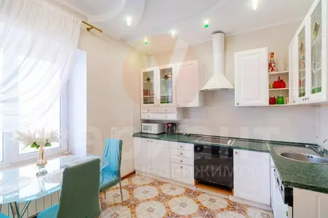 3-к кв. Омская область, Омск ул. Гусарова, 13 (83.0 м)