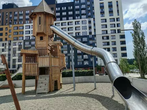 3-комнатная квартира: Патрушева, улица Петра Ершова, 12 (74.5 м)