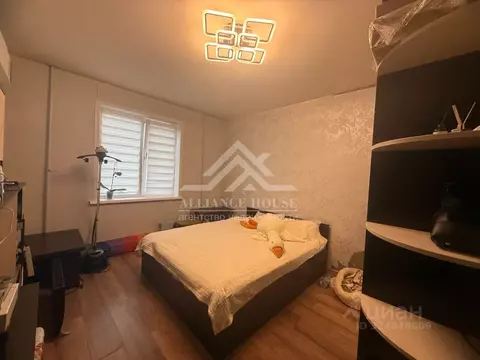 2-к кв. Татарстан, Казань ул. Адоратского, 32 (60.0 м)