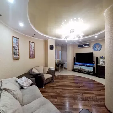 3-к кв. Омская область, Омск просп. Комарова, 15к1 (72.0 м)