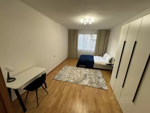 Комната Москва просп. Защитников Москвы, 11