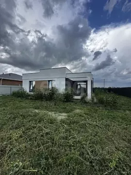 Дом в Самарская область, Ставропольский район, с. Подстепки ул. Имени ...