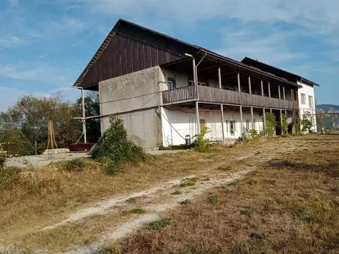 Дом в Крым, Бахчисарайский район, Голубинское с/пос, с. Солнечноселье ...